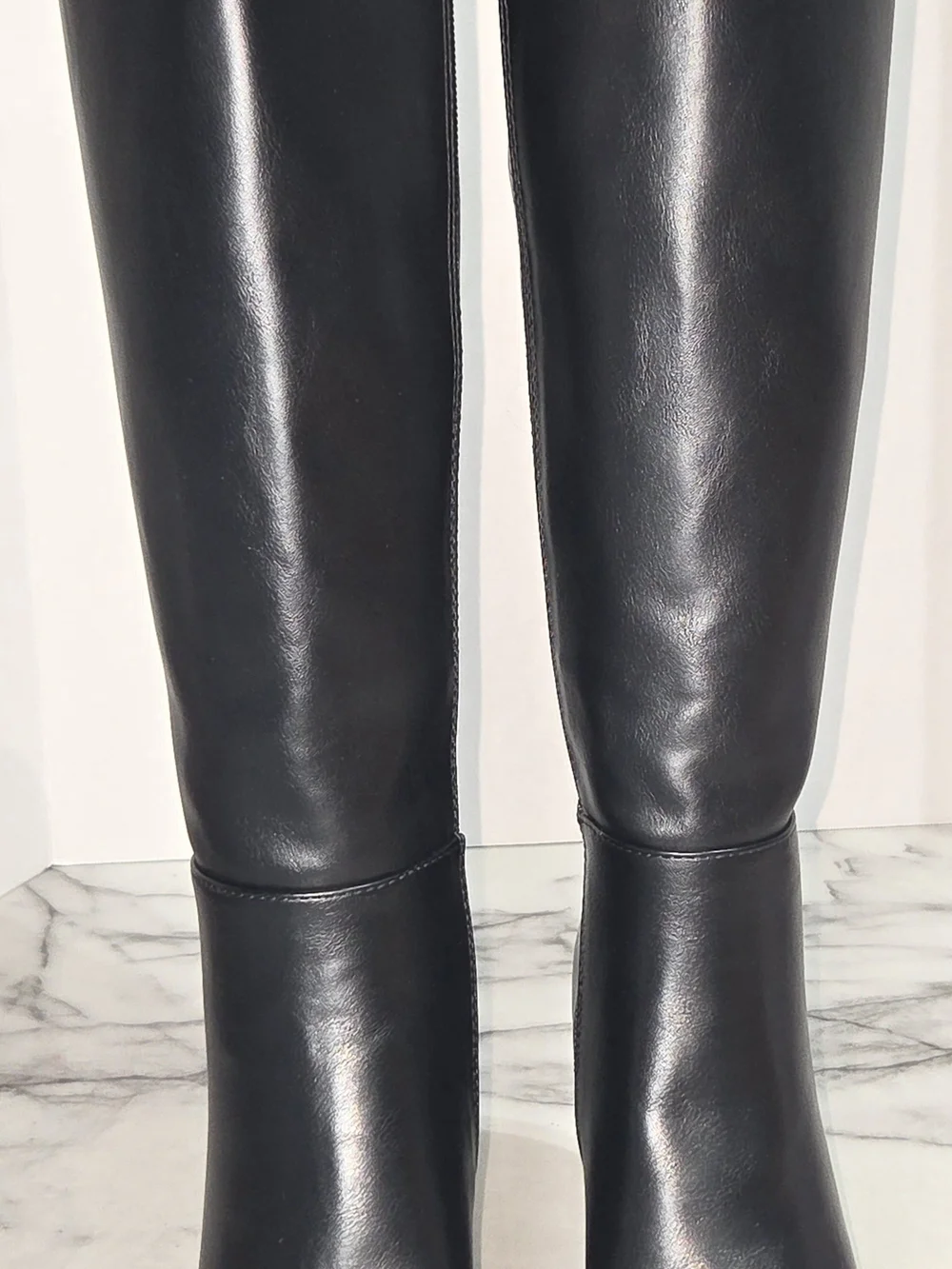 Unisa Lanna-J Women's Black Leather Knee High Side Zip Block Heel Boots 6.5 M